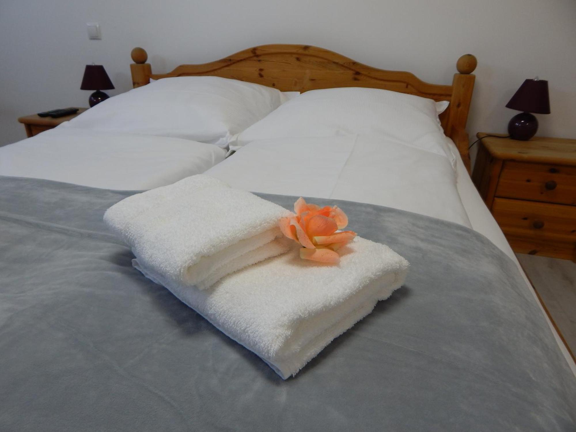 Casa Blanca Aparthotel Wirges Bagian luar foto